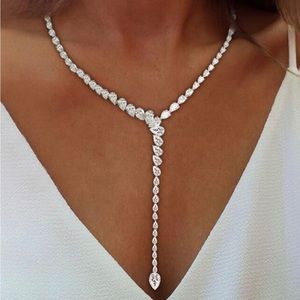 Nextnecklace Pear Cut White Sapphire Necklace
